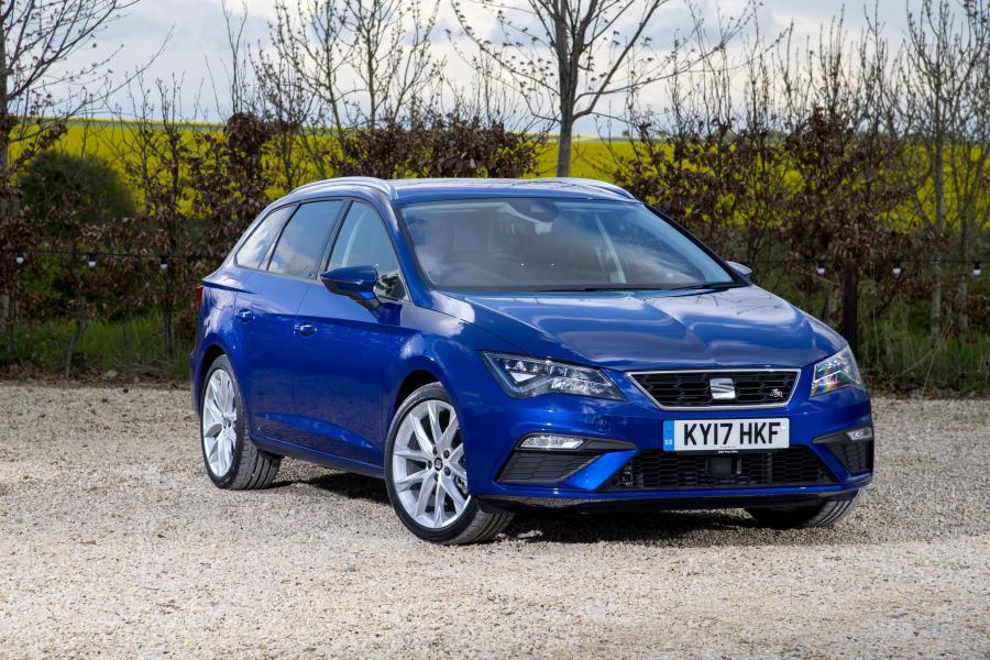  Seat Leon ST FR 2017 года  (UK) (фото 6 из 27)